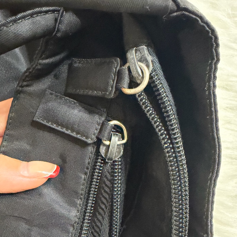 Prada Vintage 黑色中古包 降落傘托特包-31