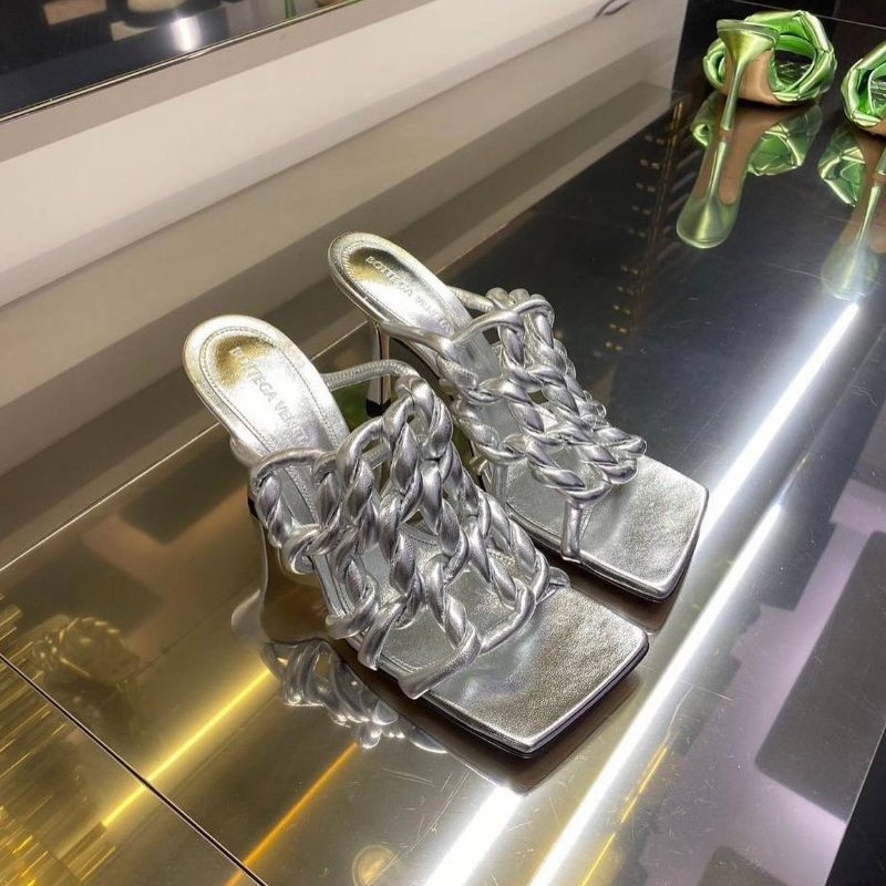 ⏰限時特賣價🌺Bottega Veneta 716242 BV Stretch 9公分高跟涼鞋 銀色 IT36/37-3