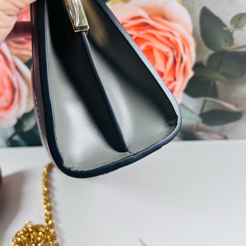 Gucci雙背帶夾子包-14