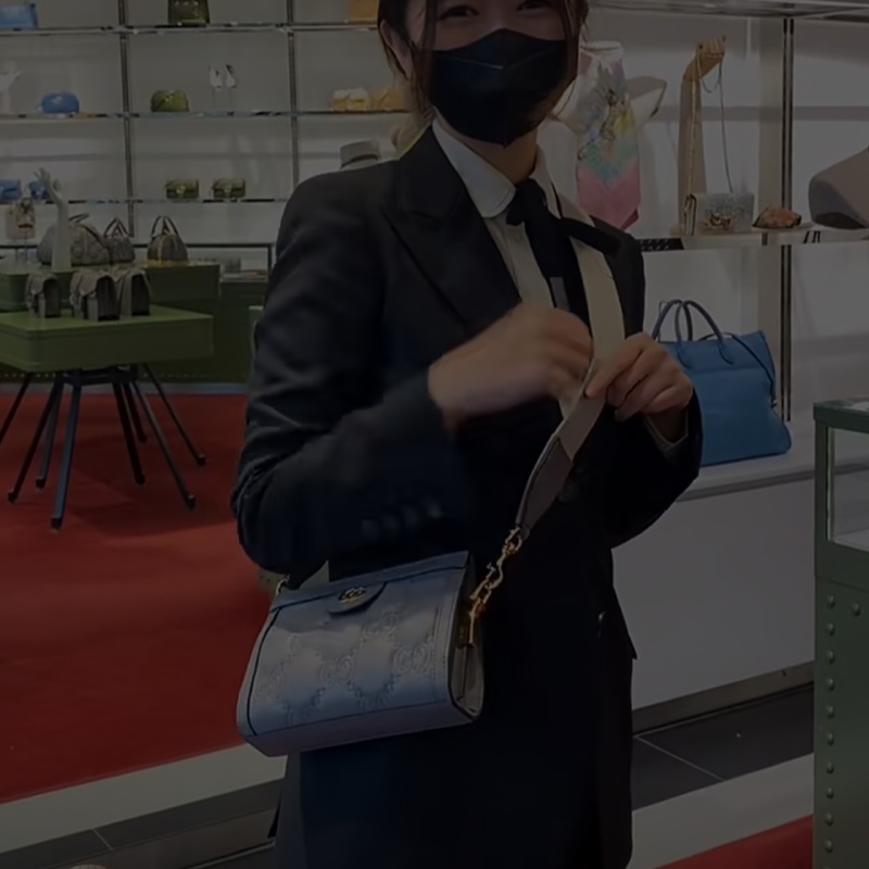 Gucci雙背帶夾子包-29