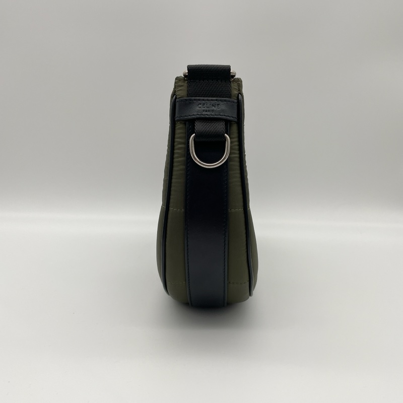 Celine 墨綠色尼龍彎月包-4
