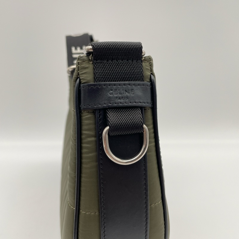 Celine 墨綠色尼龍彎月包-11