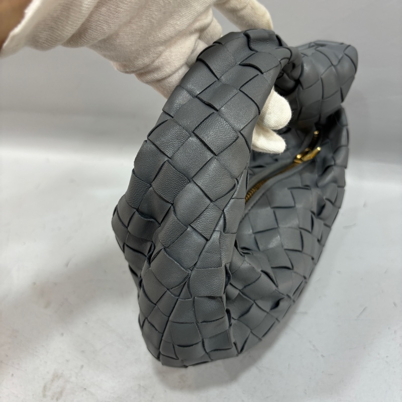 Bottega Veneta灰色小羊皮編織mini Jodie手提包-10