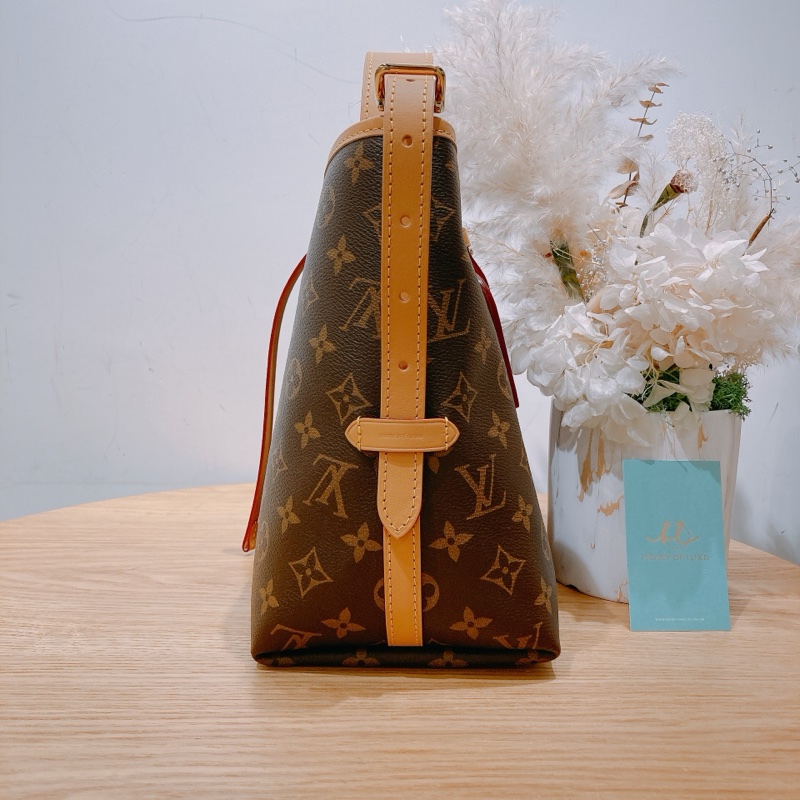 LOUIS VUITTON 路易威登經典花紋肩帶包包CARRYALL PM MONOGRAM CANVAS-2