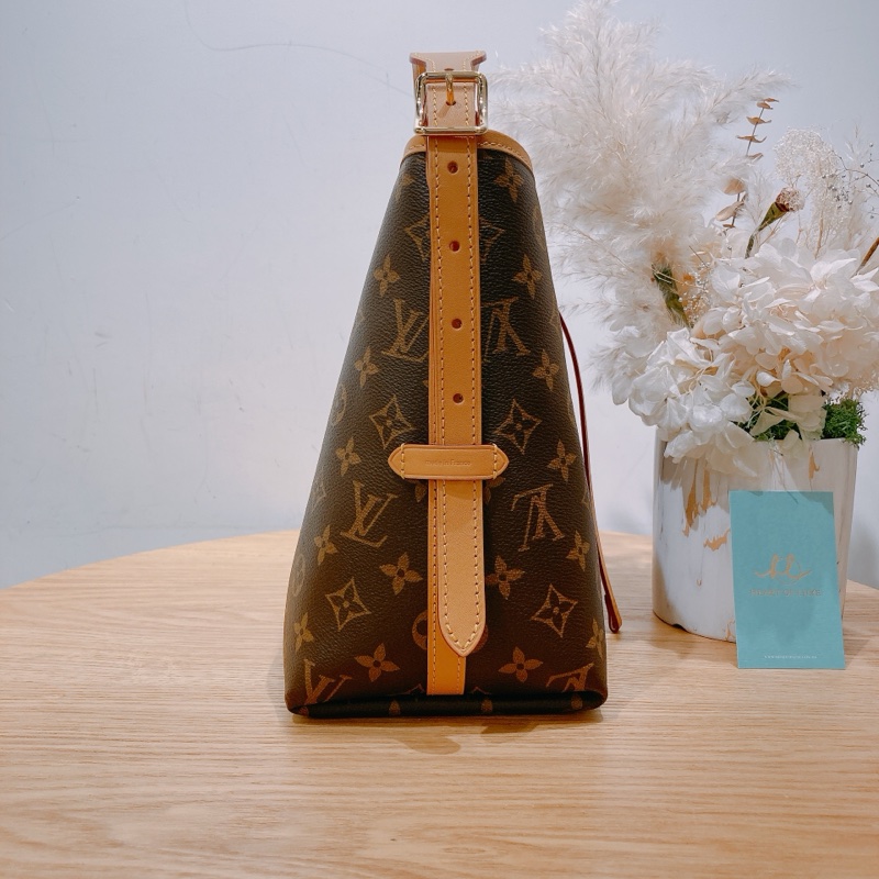 LOUIS VUITTON 路易威登經典花紋肩帶包包CARRYALL PM MONOGRAM CANVAS-3