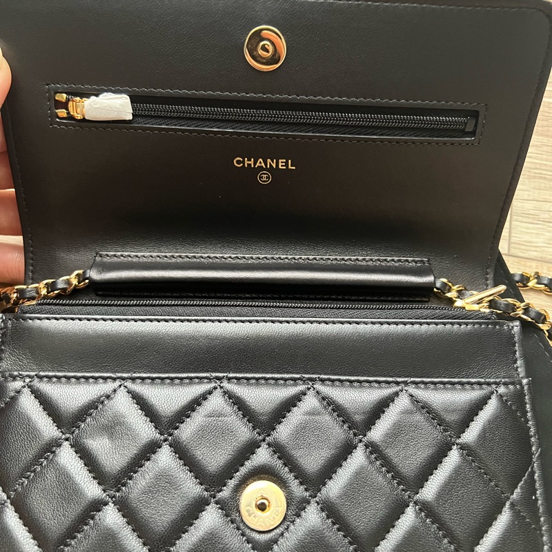Chanel wallet on chain 黑色小羊皮金扣WOC經典鏈子皮夾-10