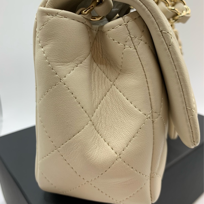 9新 Chanel香奈兒米色羊皮金鏈方胖子-10