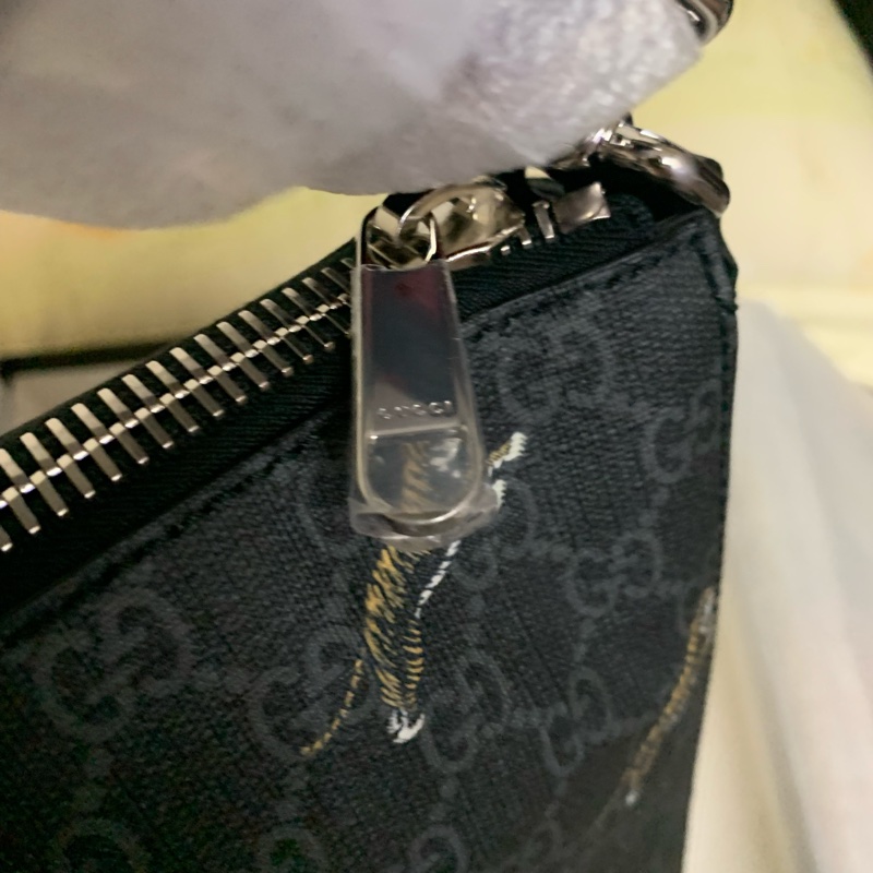 GUCCI 郵差包 老虎滿版印花 側背包 474137-5