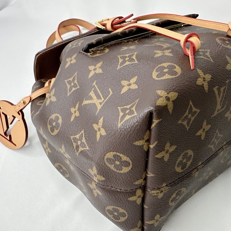 LV Montsouris PM老花雙肩背包-12