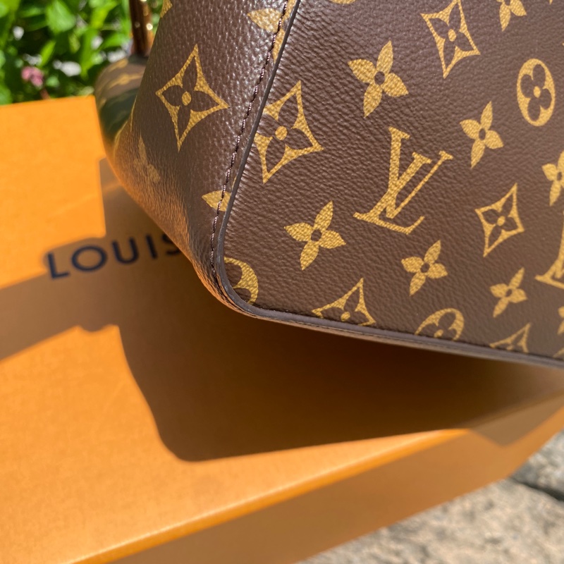 近新 Louis Vuitton LV M44887焦糖色新款Neonoe 經典花紋肩斜兩用水桶包-11