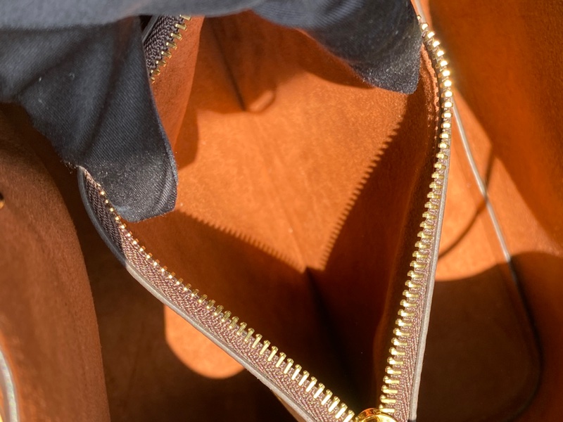 近新 Louis Vuitton LV M44887焦糖色新款Neonoe 經典花紋肩斜兩用水桶包-14