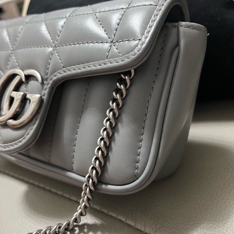 GUCCI GG Marmont Super Mini 超級迷你 肩背包 灰/銀色-8