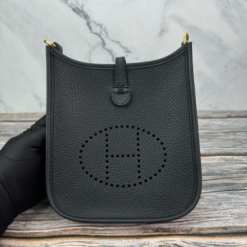 #HERMES Mini Evelyne 16 黑色金扣-4