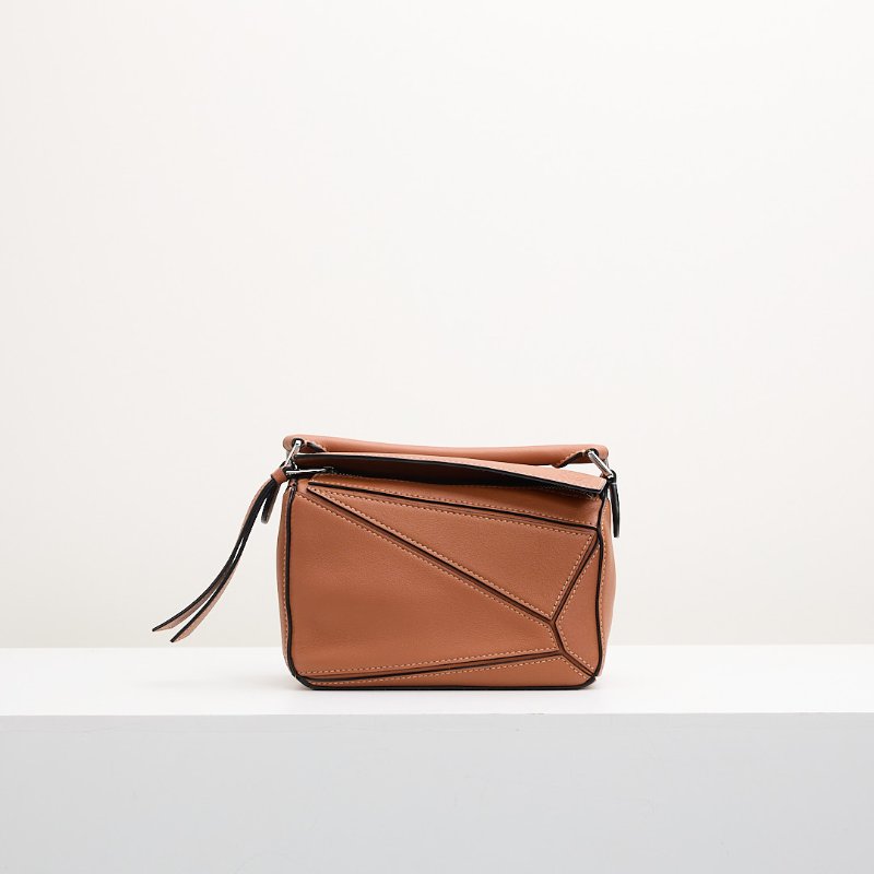 Loewe puzzle mini 焦糖色-0
