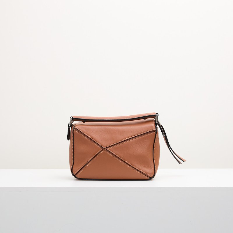 Loewe puzzle mini 焦糖色-3