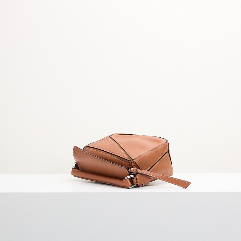 Loewe puzzle mini 焦糖色-8