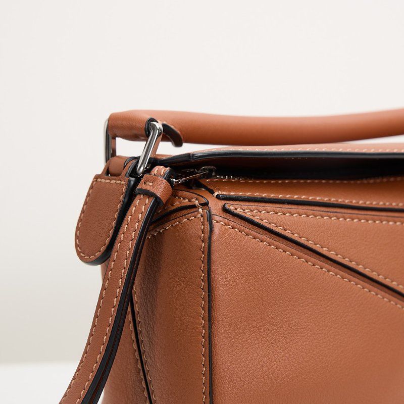 Loewe puzzle mini 焦糖色-13