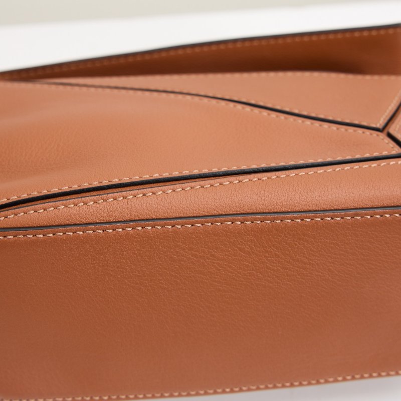 Loewe puzzle mini 焦糖色-18