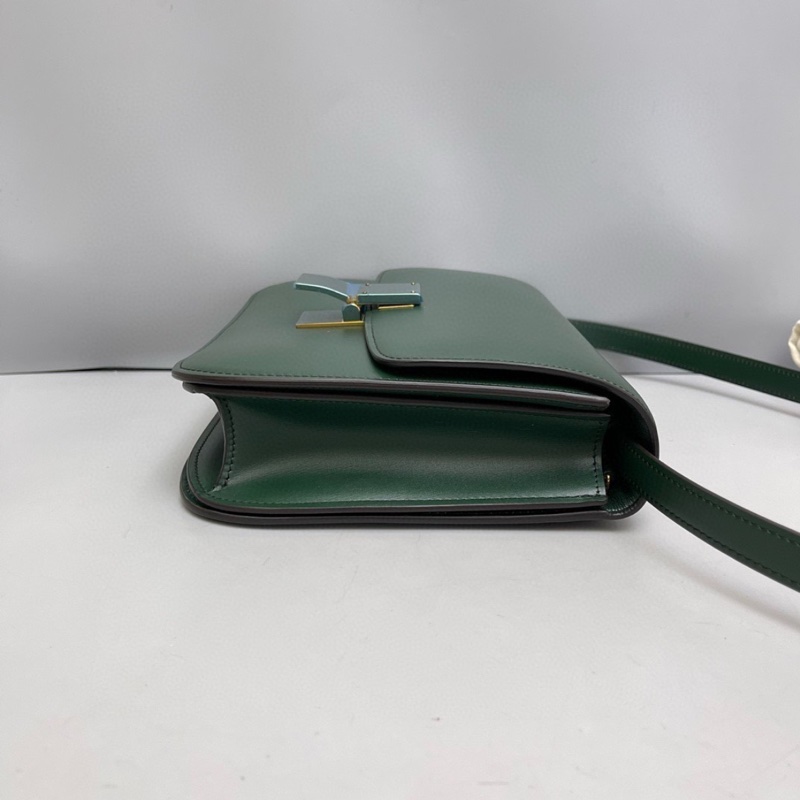 Celine Classic Teen Box墨綠色豆腐包-3