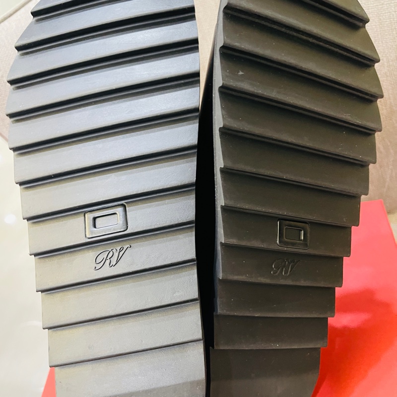 Roger vivier 經典水晶方鑽勃肯拖鞋41號-5