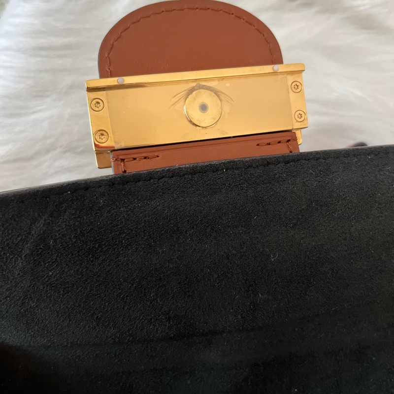 （特定客人已訂）LV M44580 DAUPHINE系列帆Reverse皮革飾邊帆布肩斜背包-13