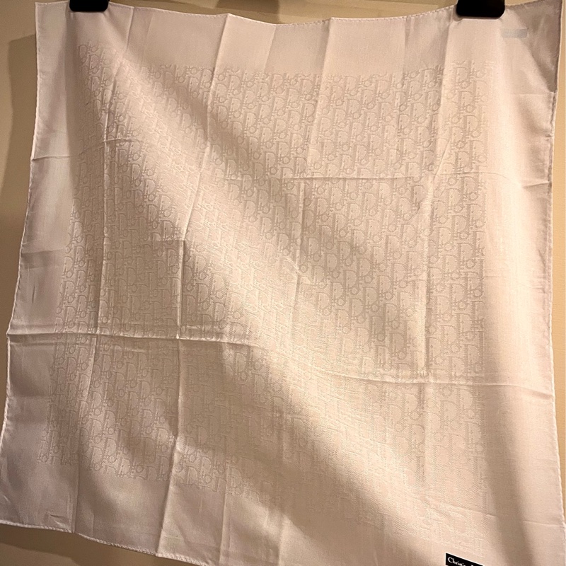 全新 Dior稀有滿版LOGO 標籤貼紙齊全米白色絲巾47x47-4