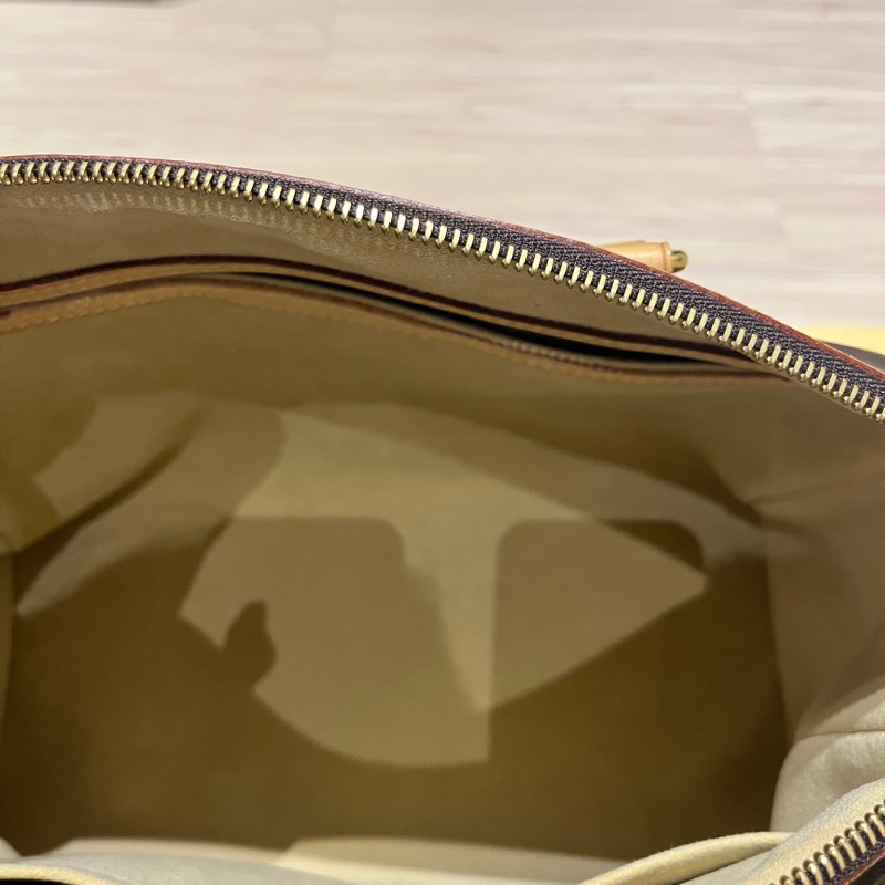 LV 經典Monogram Retiro PM手提/斜揹二用包-9