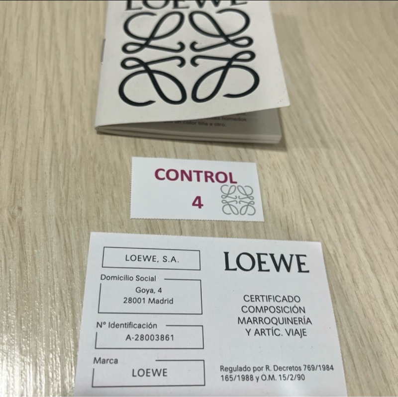 LOEWE PUZZLE SMALL 沙色 SAND 斜背包-17