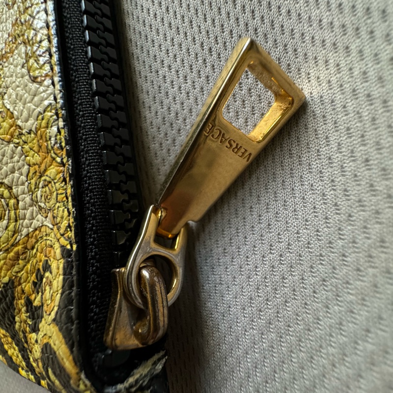 🙏求變現🙏VERSACE 范思哲 凡賽斯 皮革 巴洛克印花 手拿包 二手正品-11