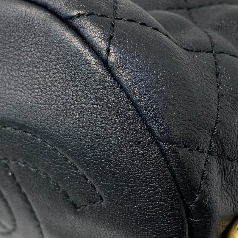 △ Chanel 香奈兒 Mini Bucket Black Lambskin Faux Pearl Chain Backpack 迷你黑色羊皮仿珍珠鏈條水桶包 AS2529 - 247014707-10