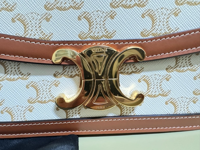 CELINE 標誌印花及牛皮TEEN TRIOMPHE凱旋門手袋-26