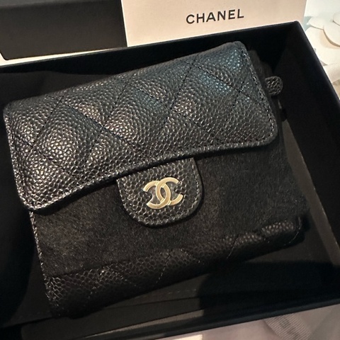 💖Chanel 經典荔枝紋 三折皮夾/短夾💖 全新全配 法國製