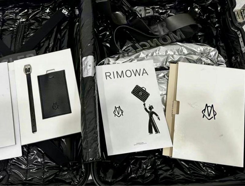 稀少全新 Moncler x RIMOWA 限量聯名款登機箱-33