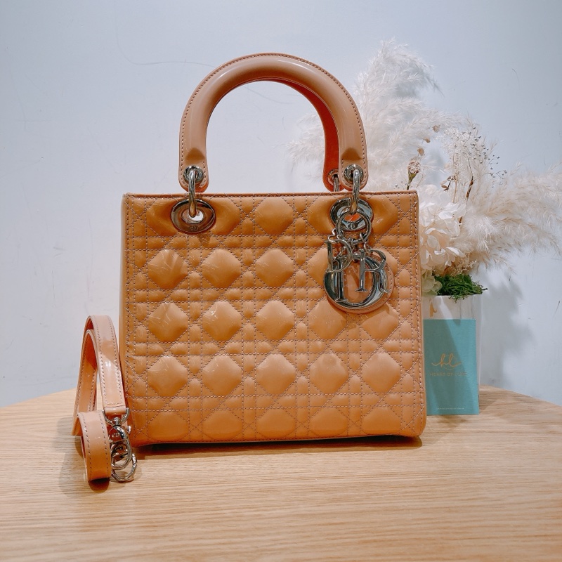 CHRISTINA DIOR 迪奧經典淑女菱格漆皮肩帶包包LADY DIOR MEDIUM PATENT-0