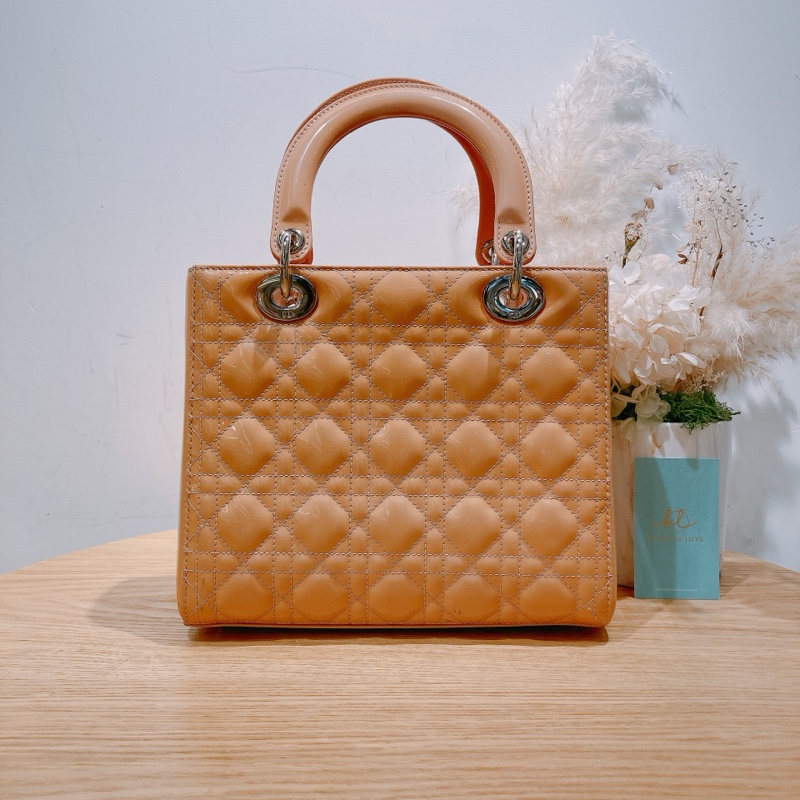 CHRISTINA DIOR 迪奧經典淑女菱格漆皮肩帶包包LADY DIOR MEDIUM PATENT-1