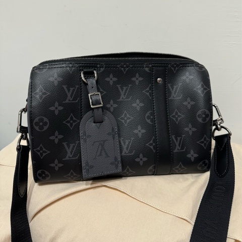 LV CITY KEEPALL 27 BLACK黑武士 黑灰印花 晶片款