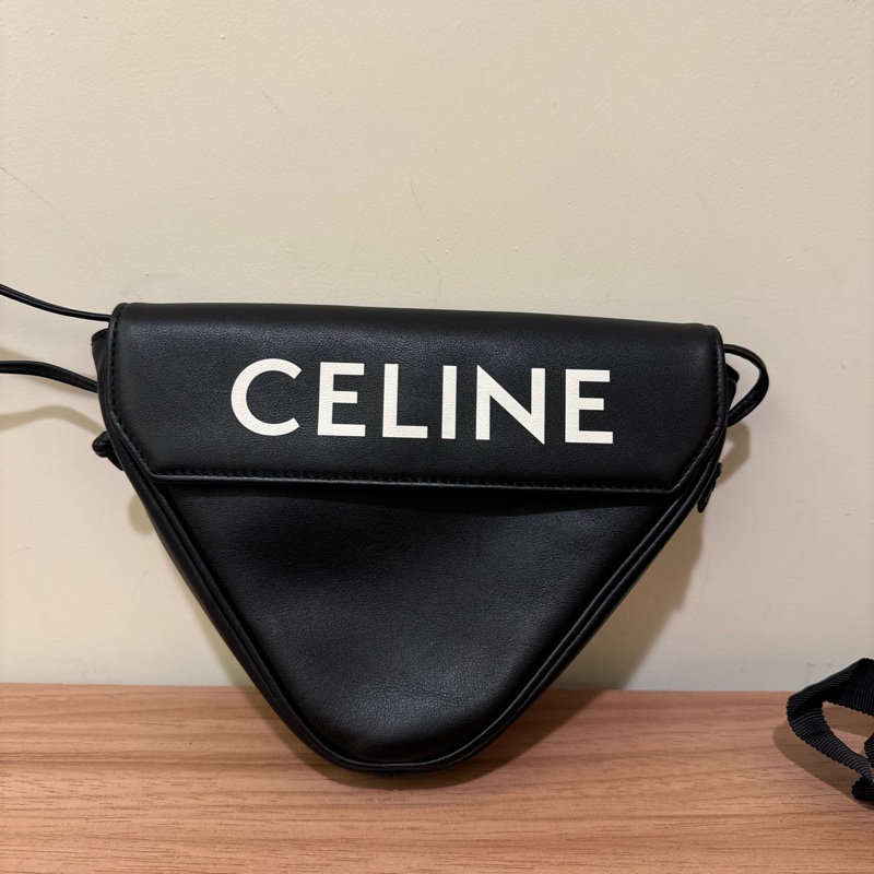 CELINE 三角包全黑男女適合-0