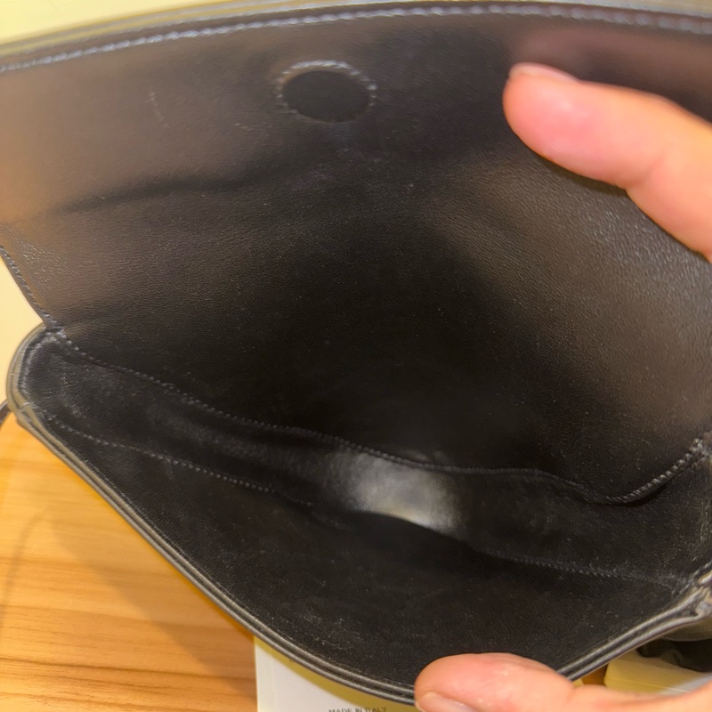 CELINE 三角包全黑男女適合-4