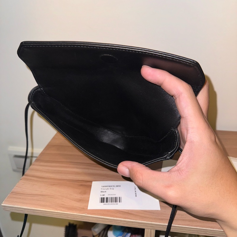 CELINE 三角包全黑男女適合-10