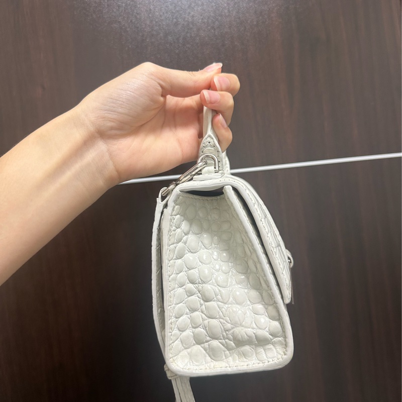Balenciaga 巴黎世家 沙漏包xs 鱷魚皮 白-1