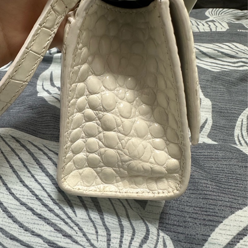 Balenciaga 巴黎世家 沙漏包xs 鱷魚皮 白-11