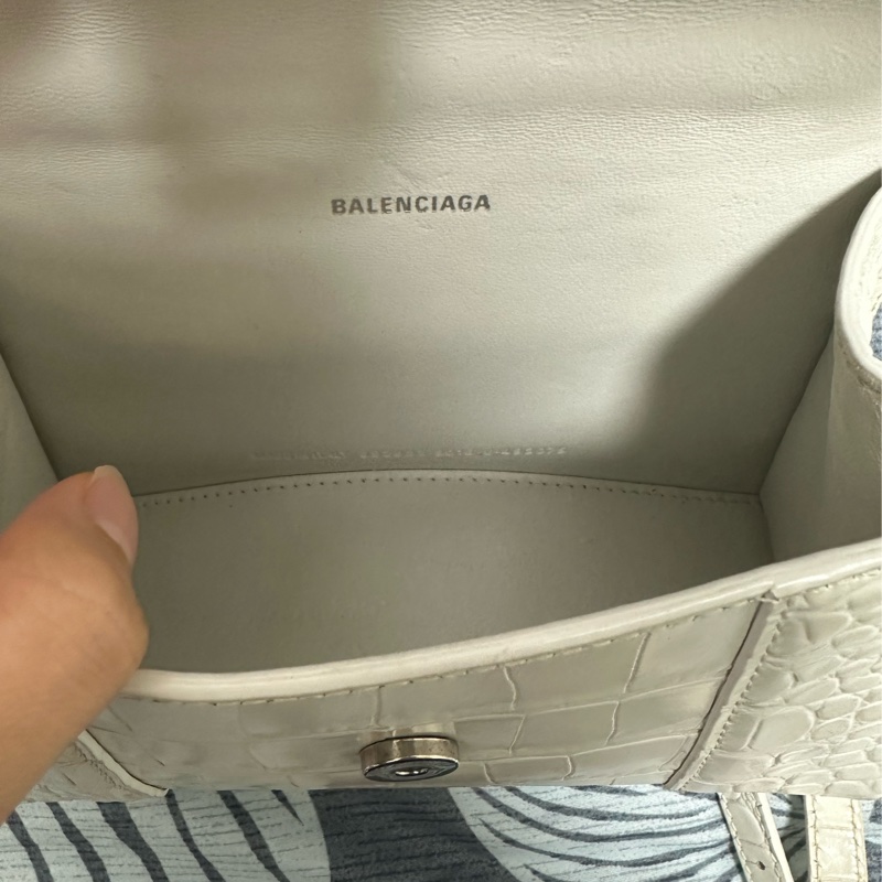 Balenciaga 巴黎世家 沙漏包xs 鱷魚皮 白-12