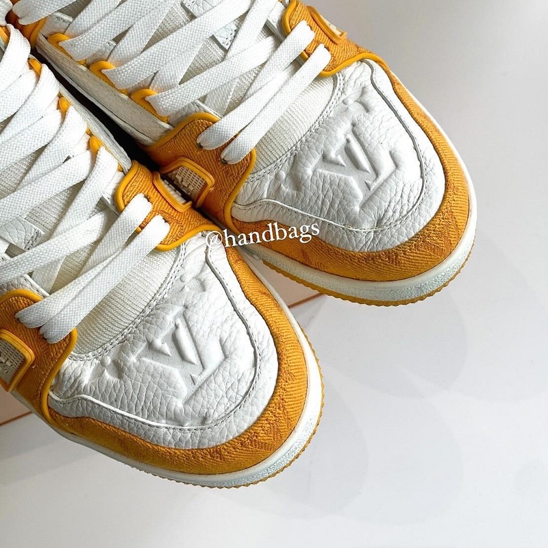 LV Trainer Sneaker 限量 黃色 牛仔 Logo 休閒鞋 運動鞋 UK5 1A9JG3-1