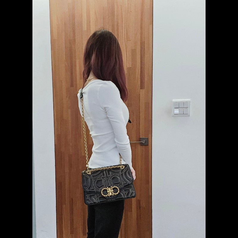 Ferragamo肩揹斜揹包-9