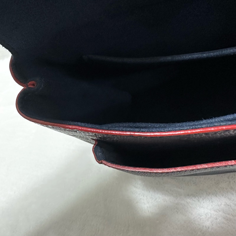 LV 鎖頭包 牛皮壓紋 荔枝牛皮 郵差包 肩背包 斜背包 手提包-32