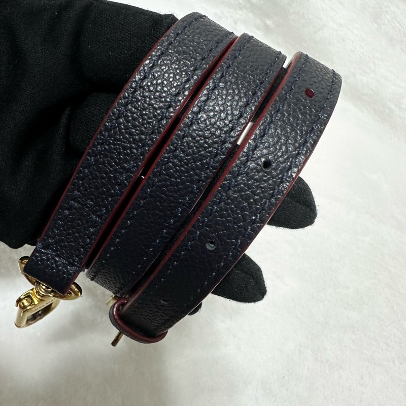 LV 鎖頭包 牛皮壓紋 荔枝牛皮 郵差包 肩背包 斜背包 手提包-42