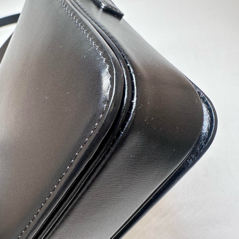 Celine瑟琳TEEN TRIOMPHE黑金凱旋門單肩包-2