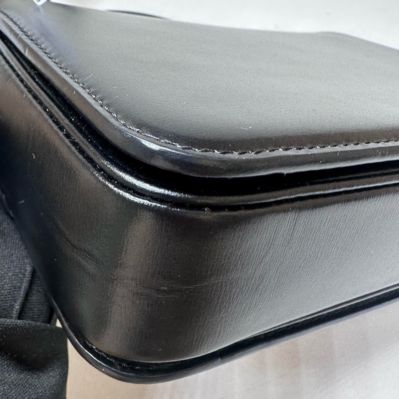 Celine瑟琳TEEN TRIOMPHE黑金凱旋門單肩包-3