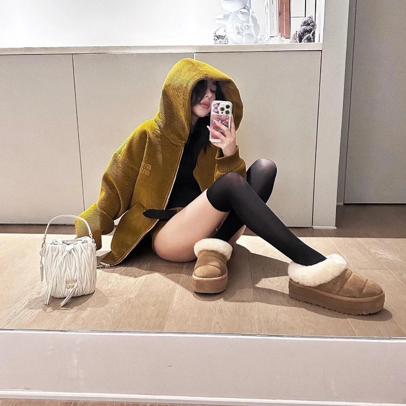 miumiu 水桶包 (白)-7