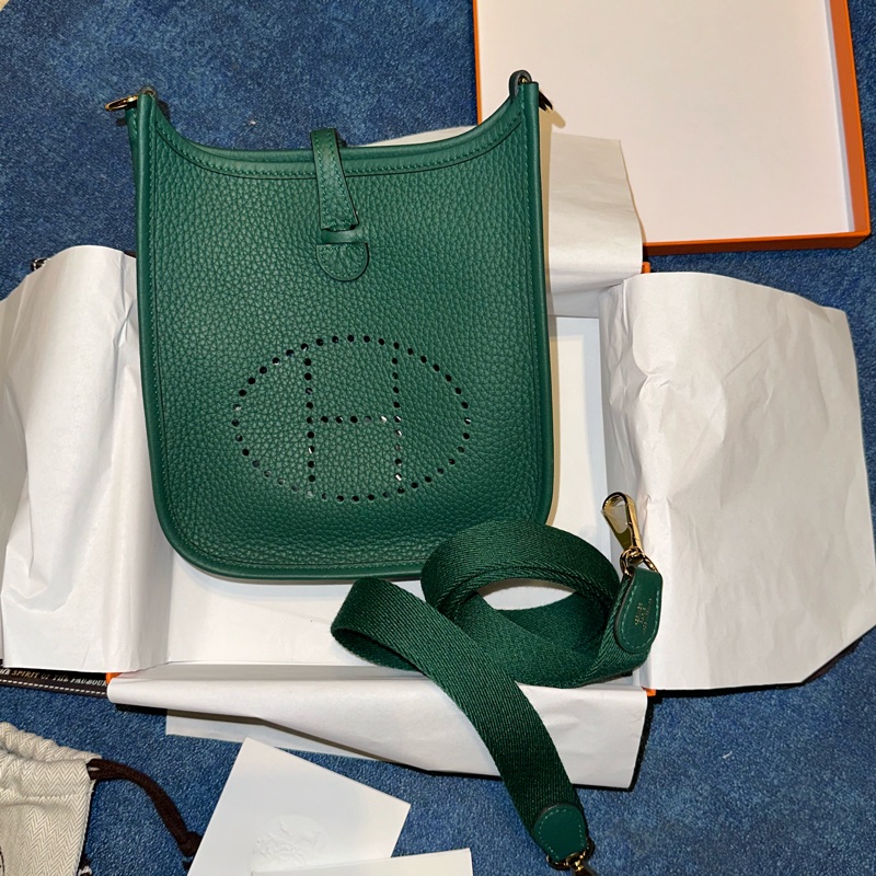 售出-Hermes mini evelyne 全新 中綠色 vert moyen-0